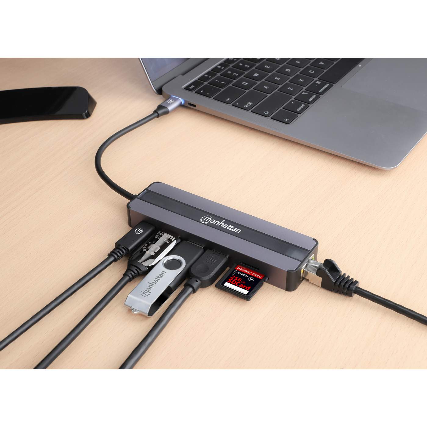 USB-C 7-in-1 Docking Station with Power Delivery Image 7