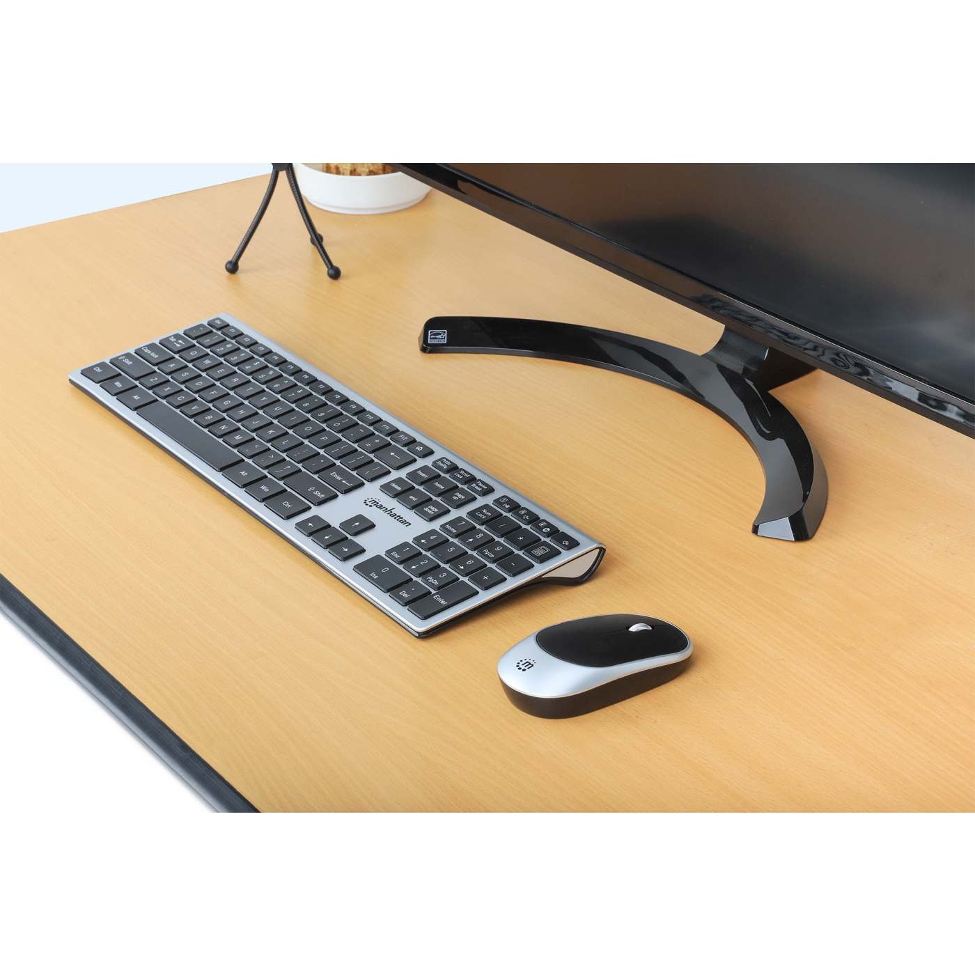 MWK7400 Wireless USB Keyboard and Mouse Combo Set Image 2